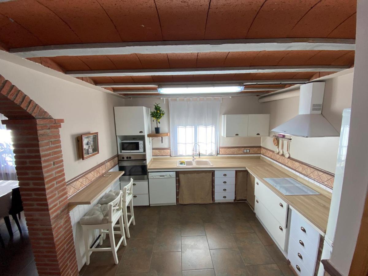 Вілла Moli Den Burch Santa Eulalia de Ronsana Екстер'єр фото
